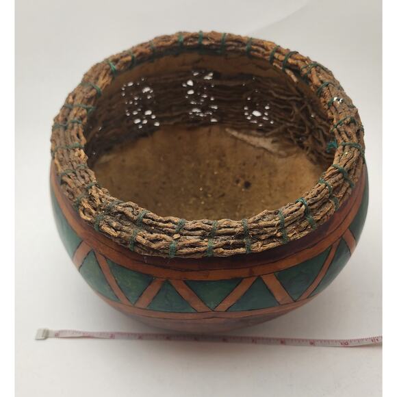 Natural Gourd Basket weaved twigs and hand painted - Picture 13 of 15